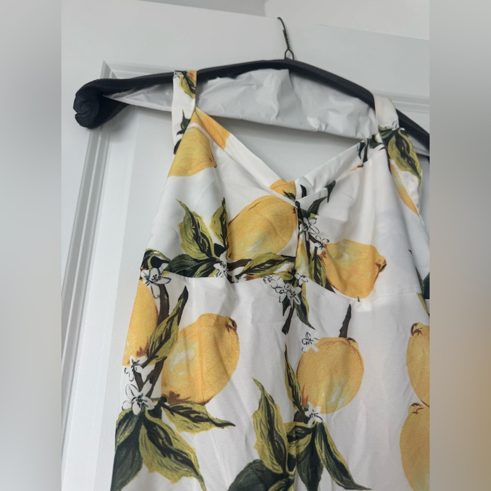 NWOT Lemon Print Maxi Dress
Never worn
🍋🍋🍋🍋 - Picture 8 of 10